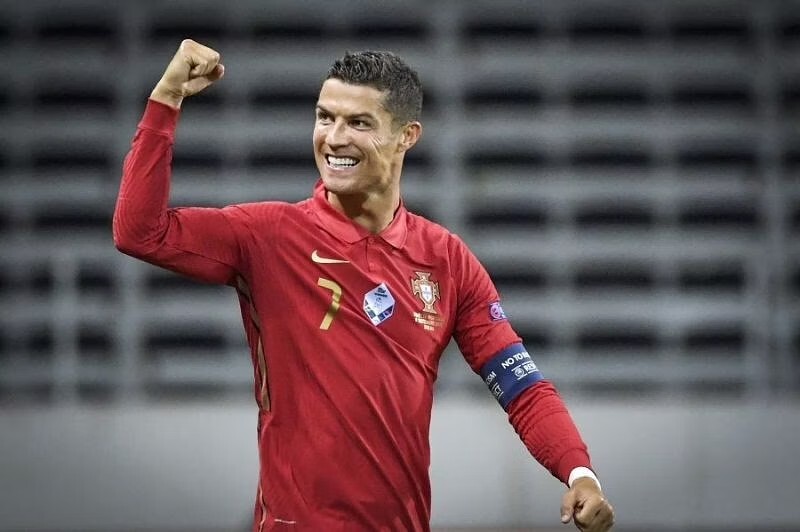 Cristiano Ronaldo se convierte en el primer jugador europeo en marcar 100 goles internacionales